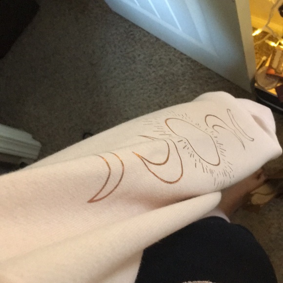 Crop top hoodie - Picture 2 of 4